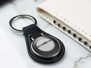 Leather Key Case Protects Keys Minimalist Look